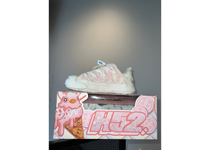 H52 PINK SHOES