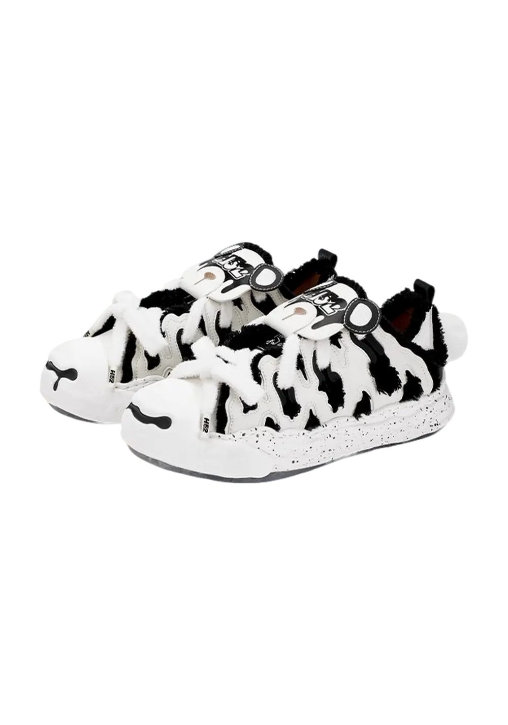 H52 PANDA SHOES